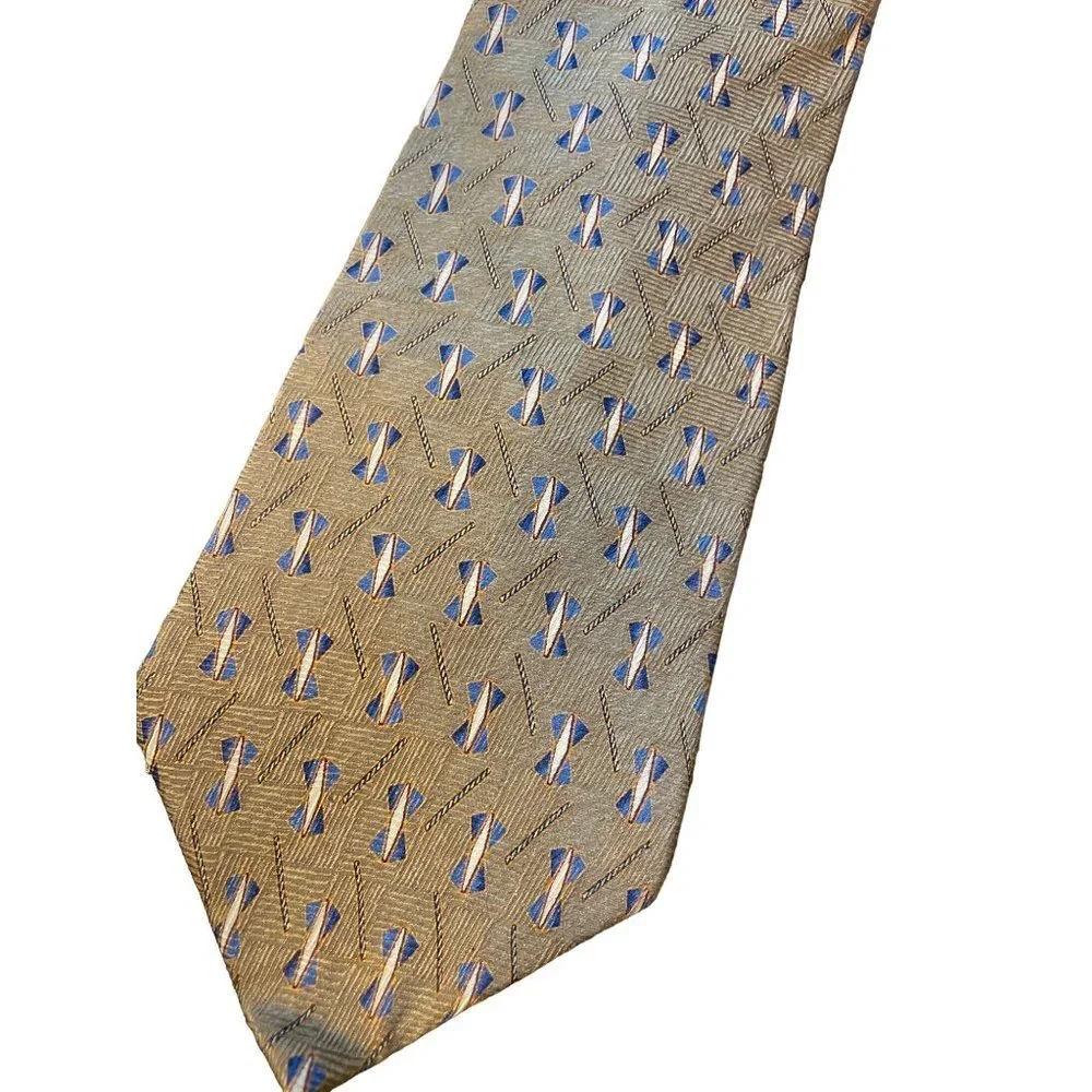 NEO Bill Blass Tan Blue Patterned Silk Necktie